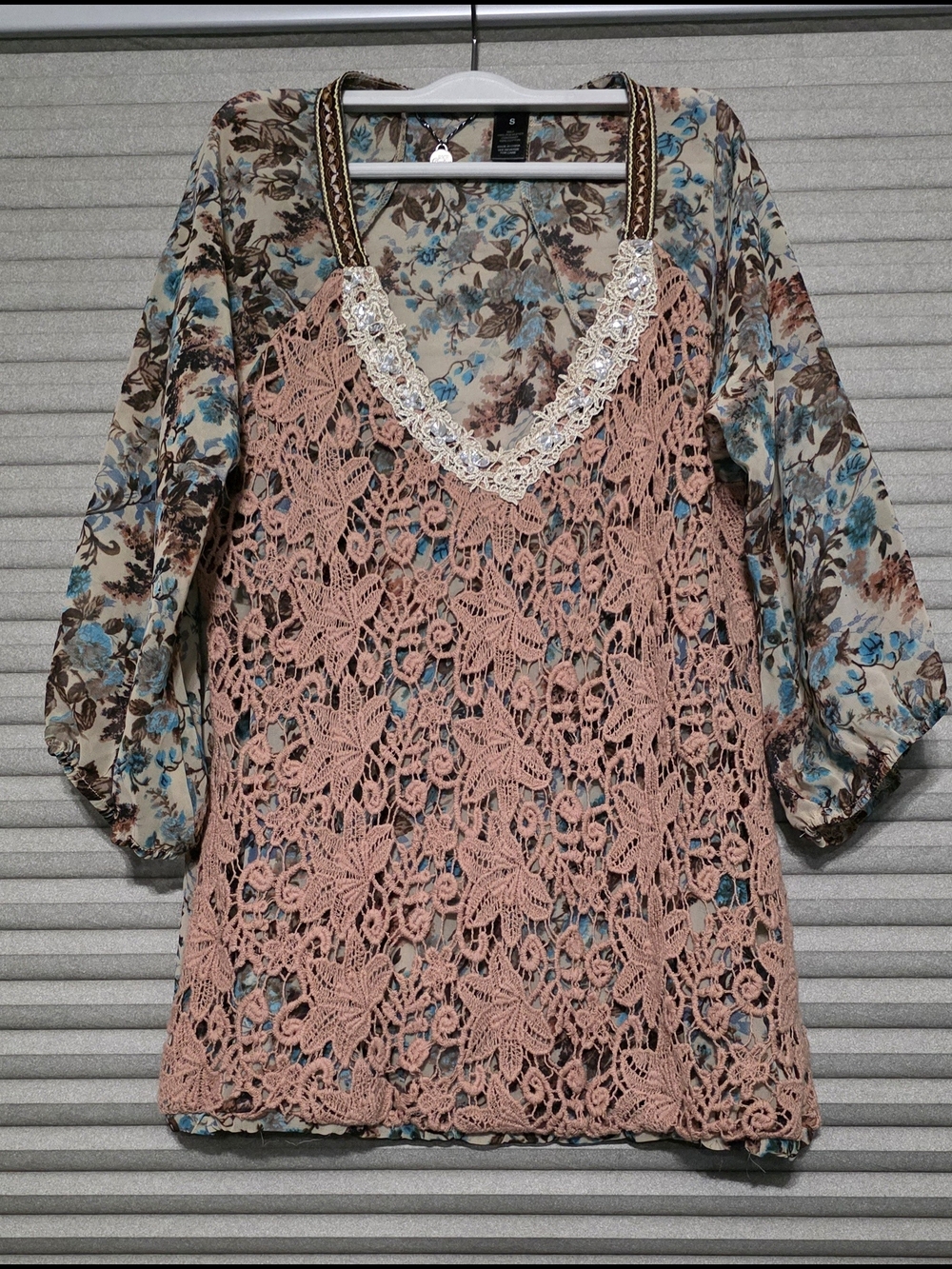 BKE BOUTIQUE  Crochet Peach Layered V-Neck Women's Top